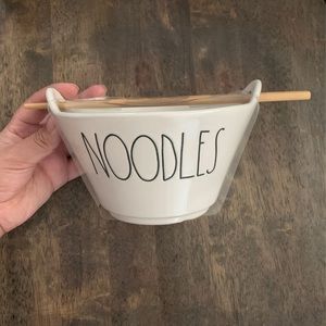 Rae Dunn noodle bowl